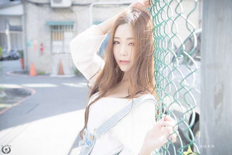 亿万前妻爱上我