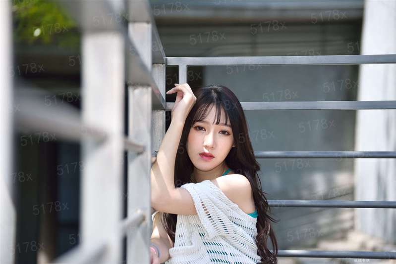 强占小妻：总裁夜夜索欢
