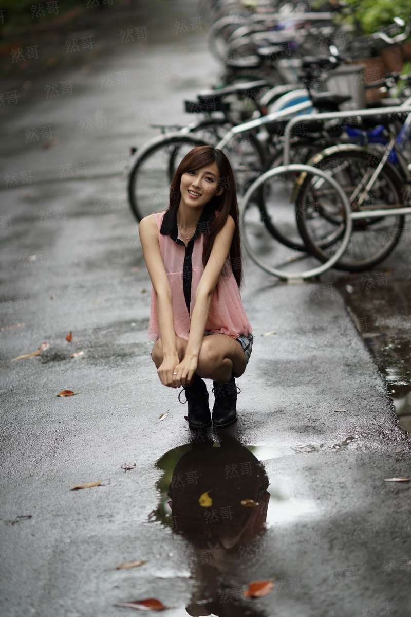 冷酷校草恋上呆萌甜心