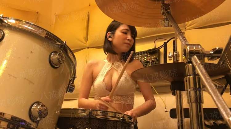 小妻很不乖