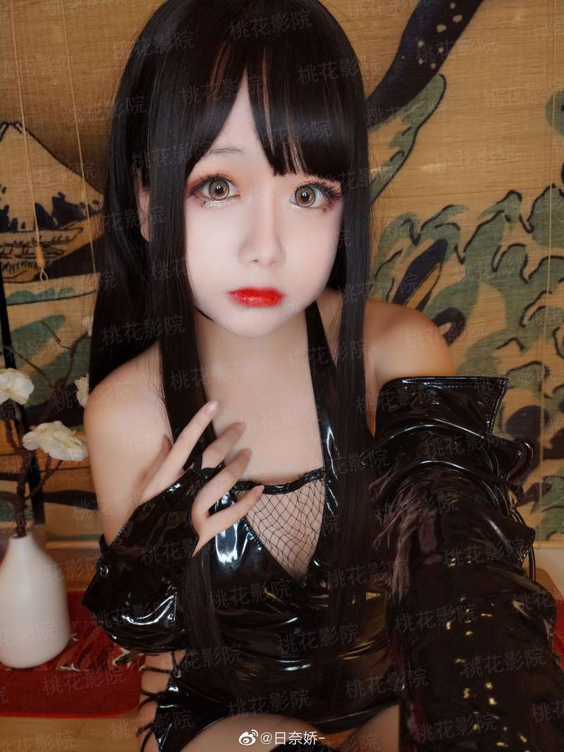 妖女一轻