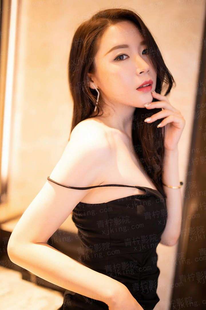 虐白花整人渣：王妃很霸道