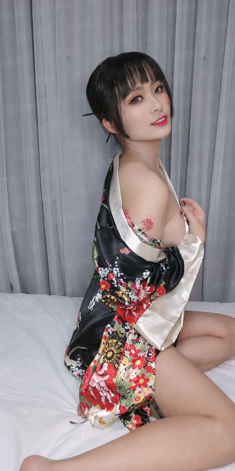 陌上颜如初