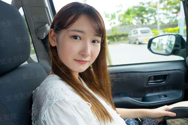 妃居而上
