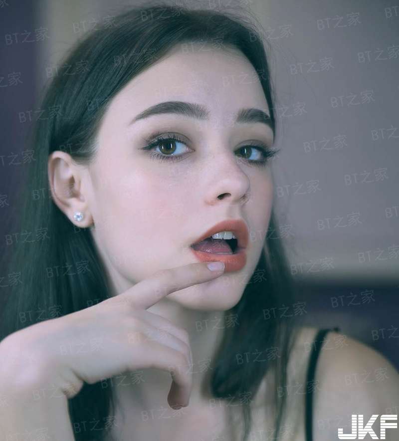 灵兽召唤：逆天大小姐