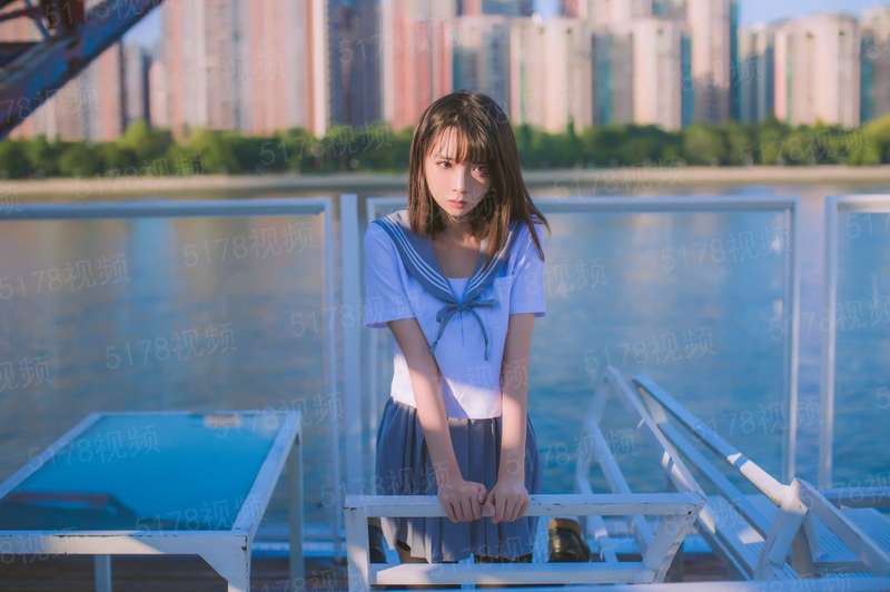 妃常囧穿，吸血鬼殿下请自