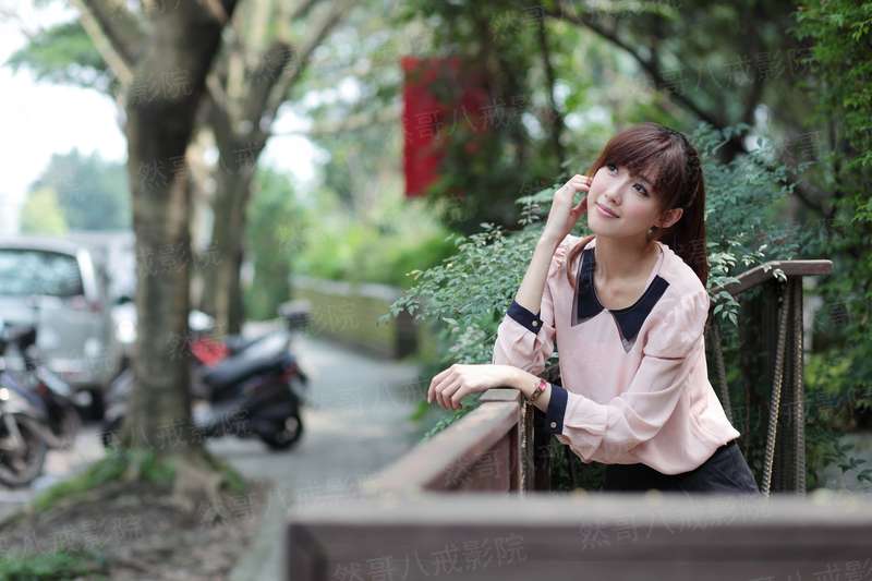 倾世浮莲