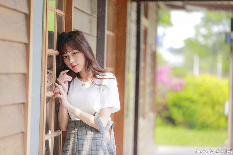 女人，你是在玩火