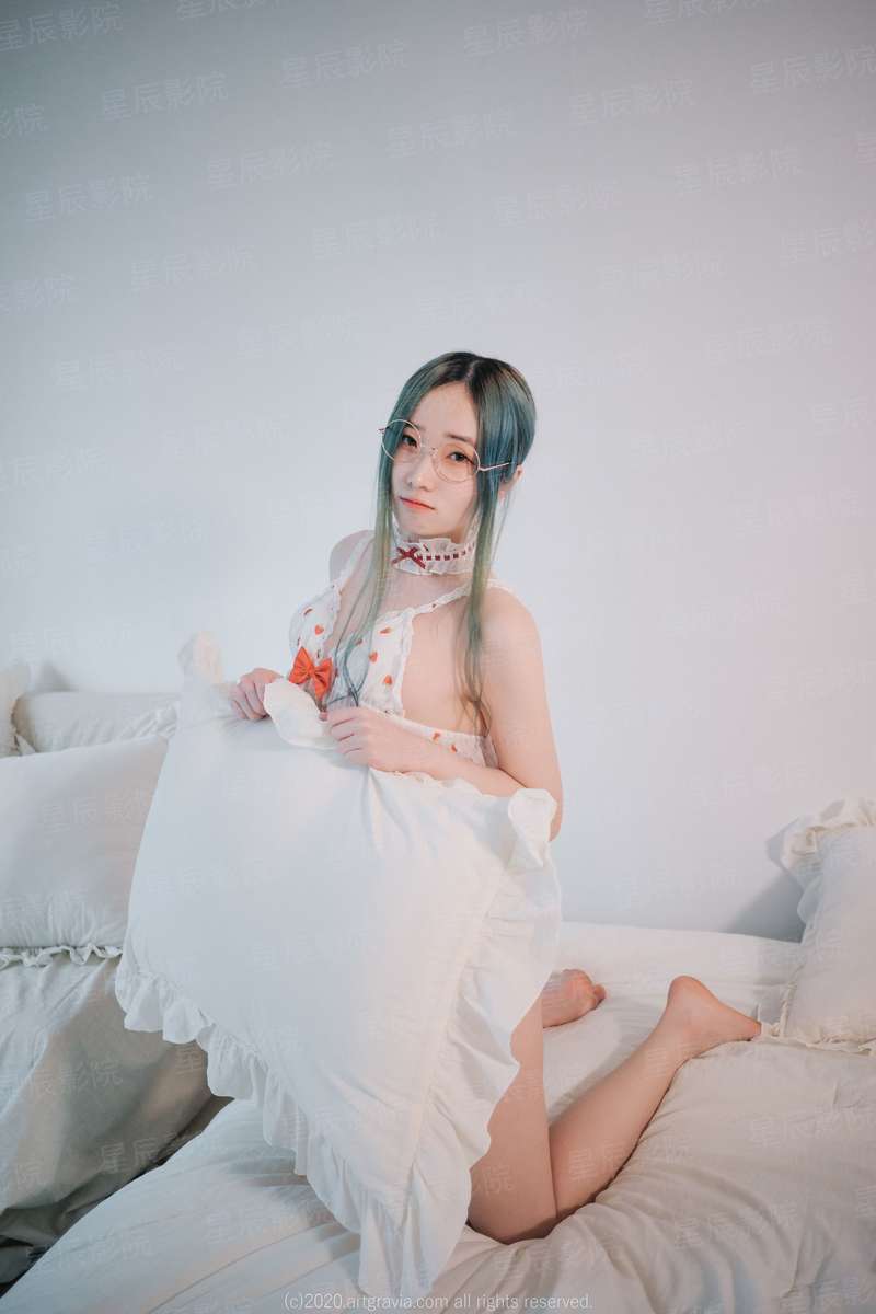 芳草碧连天