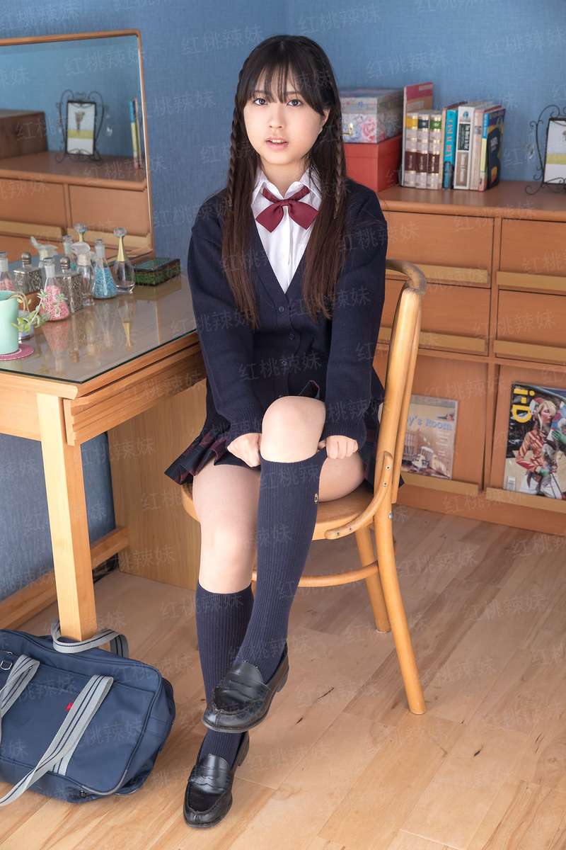 呈染我裳