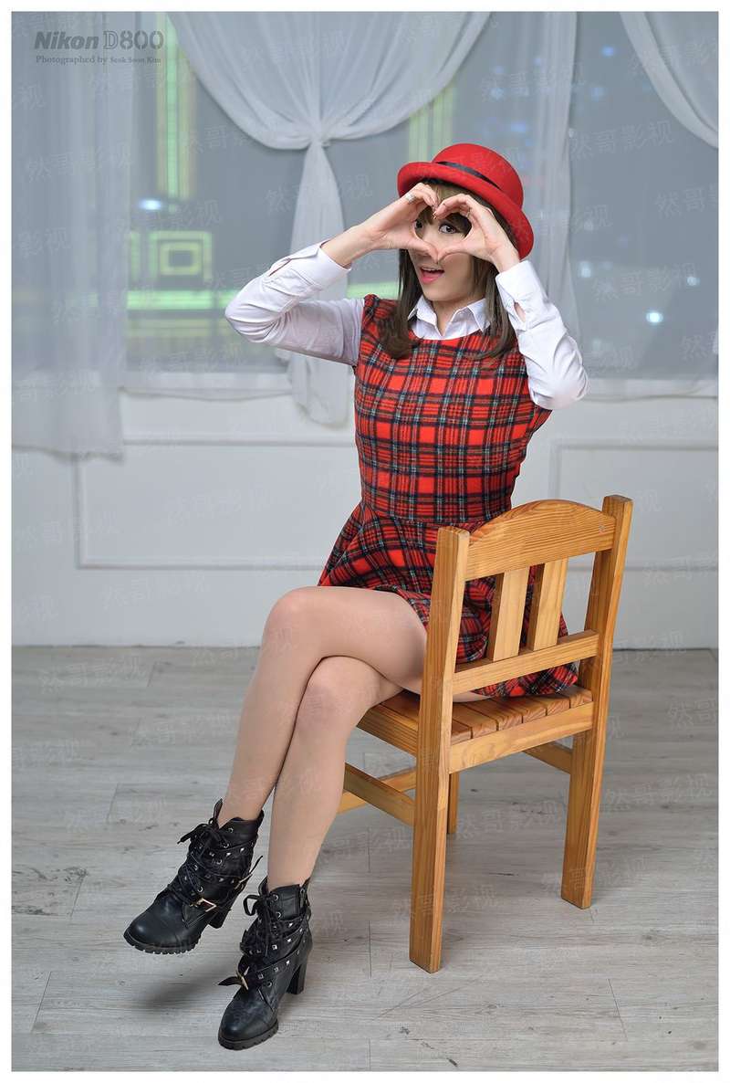成为整个后宫的白月光