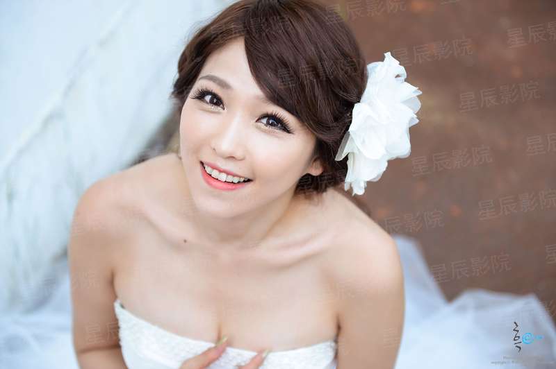 我的冰山美女老板娘