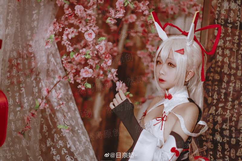 拽少爷与拽丫头的纯爱