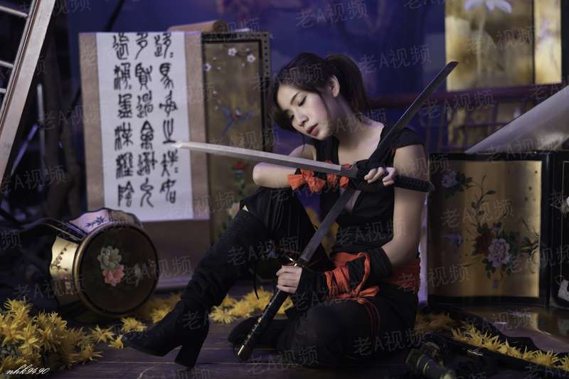 鲜嫩娇妻：凶猛老公，狠狠爱
