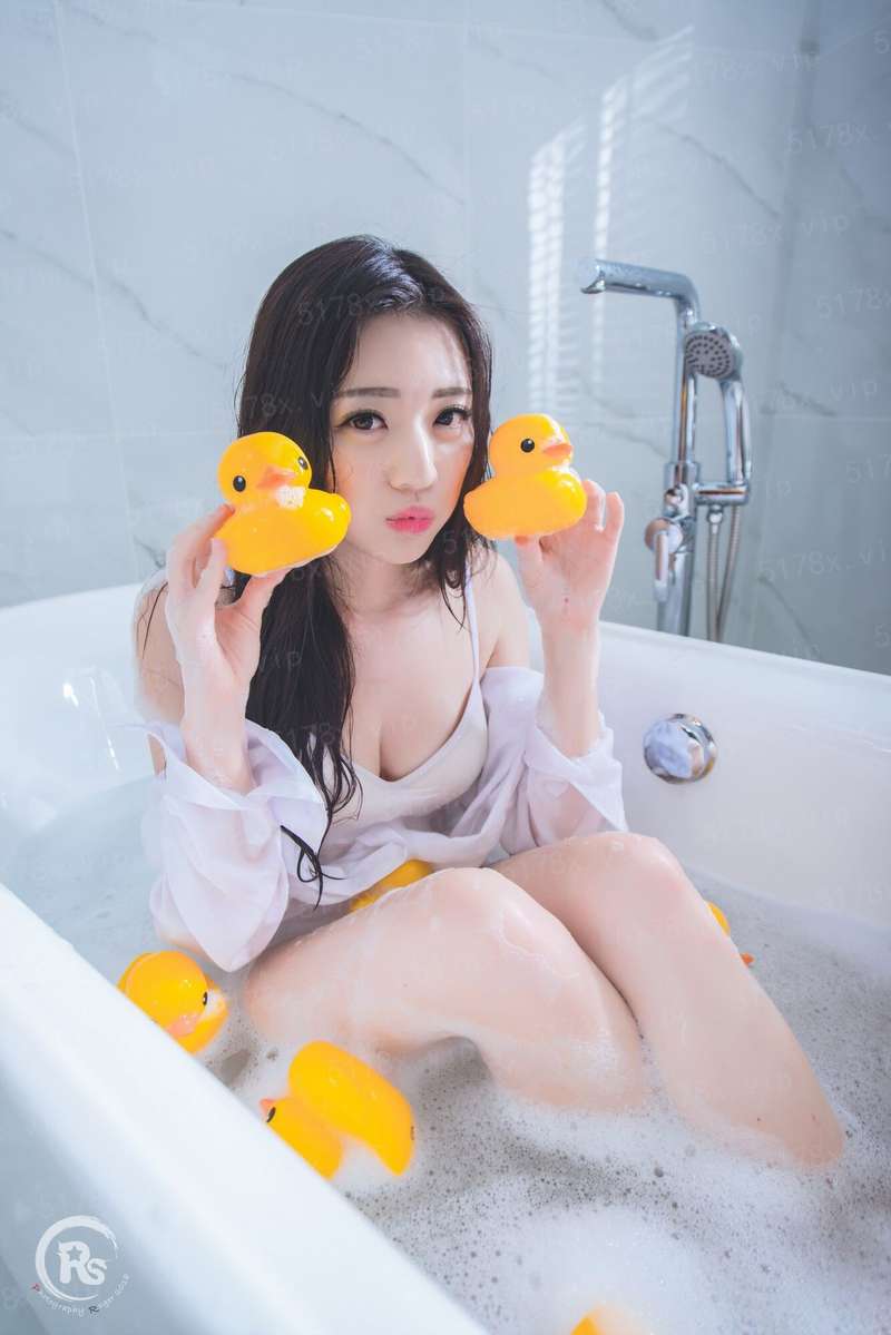农家小萝莉：王爷，你站住
