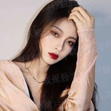 破碎的新月