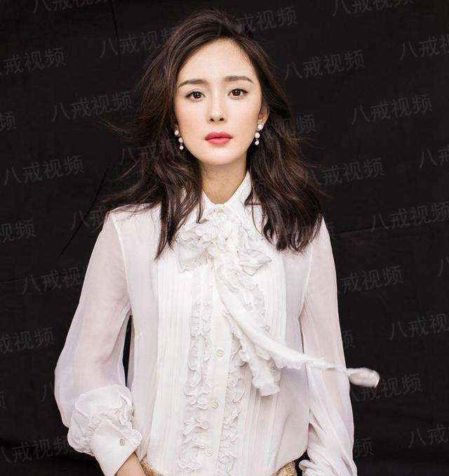 都别动，昂