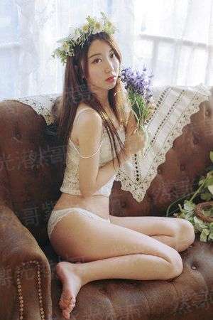 变身绝色女贼