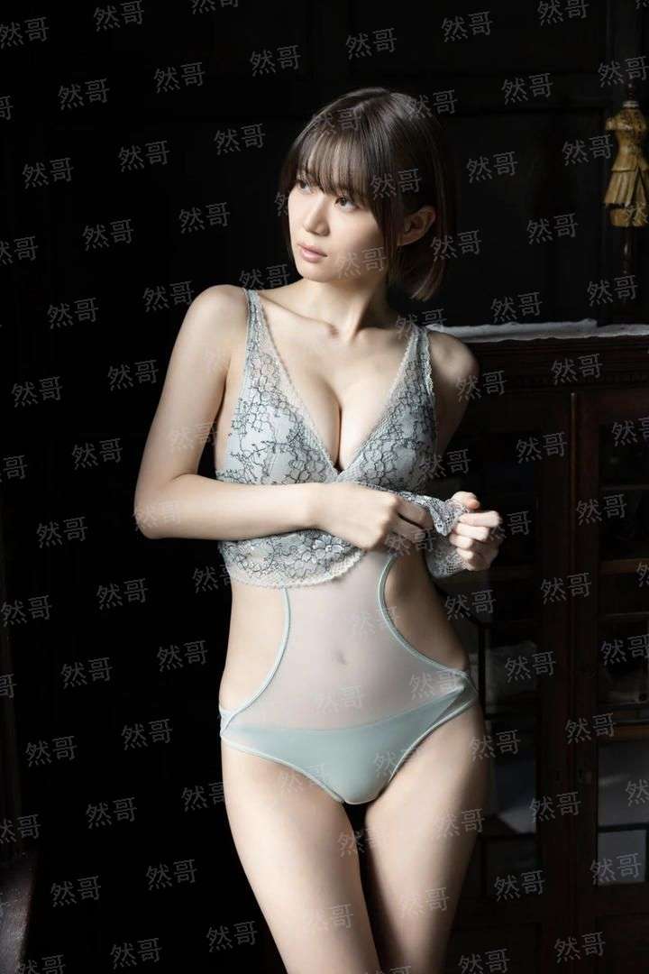 崩坏世界来了一位年轻人
