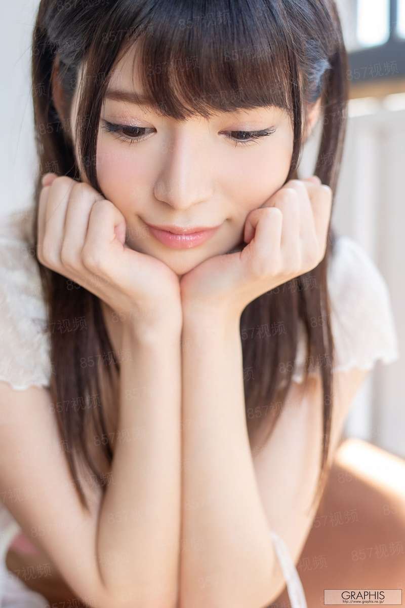 灵玉落君怀