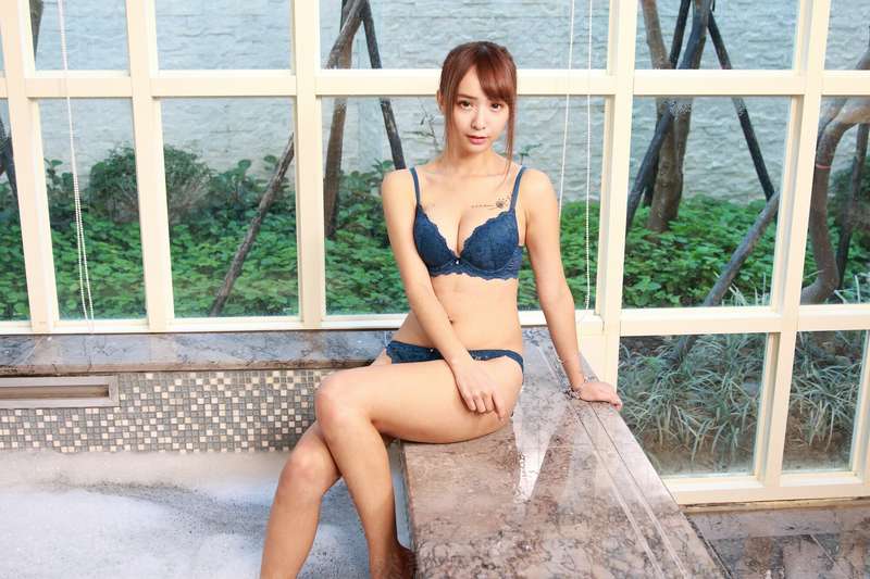 妖女：涅槃重生