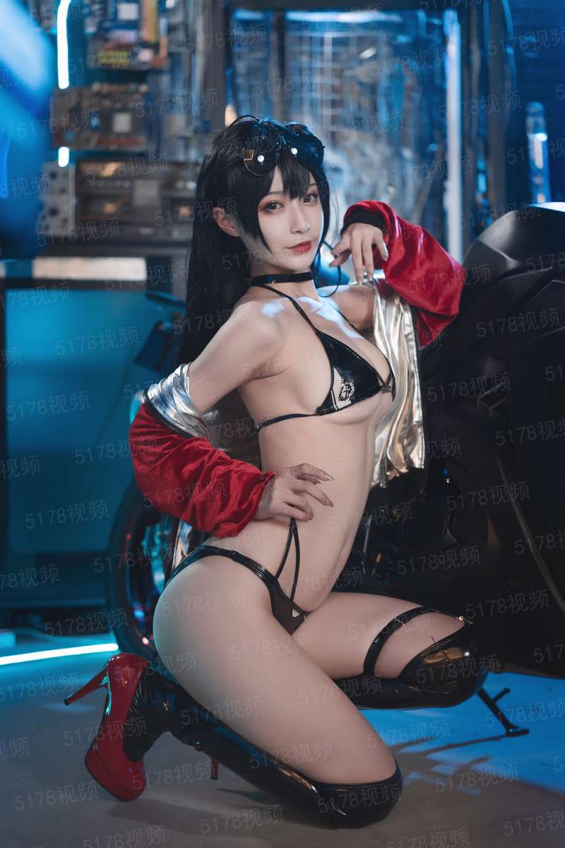 长宫寂寂月影欢