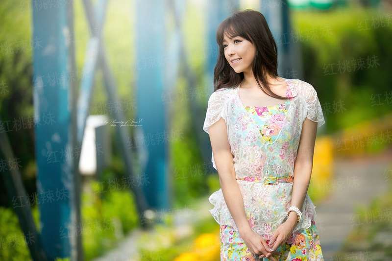 总裁盯上丑女妻
