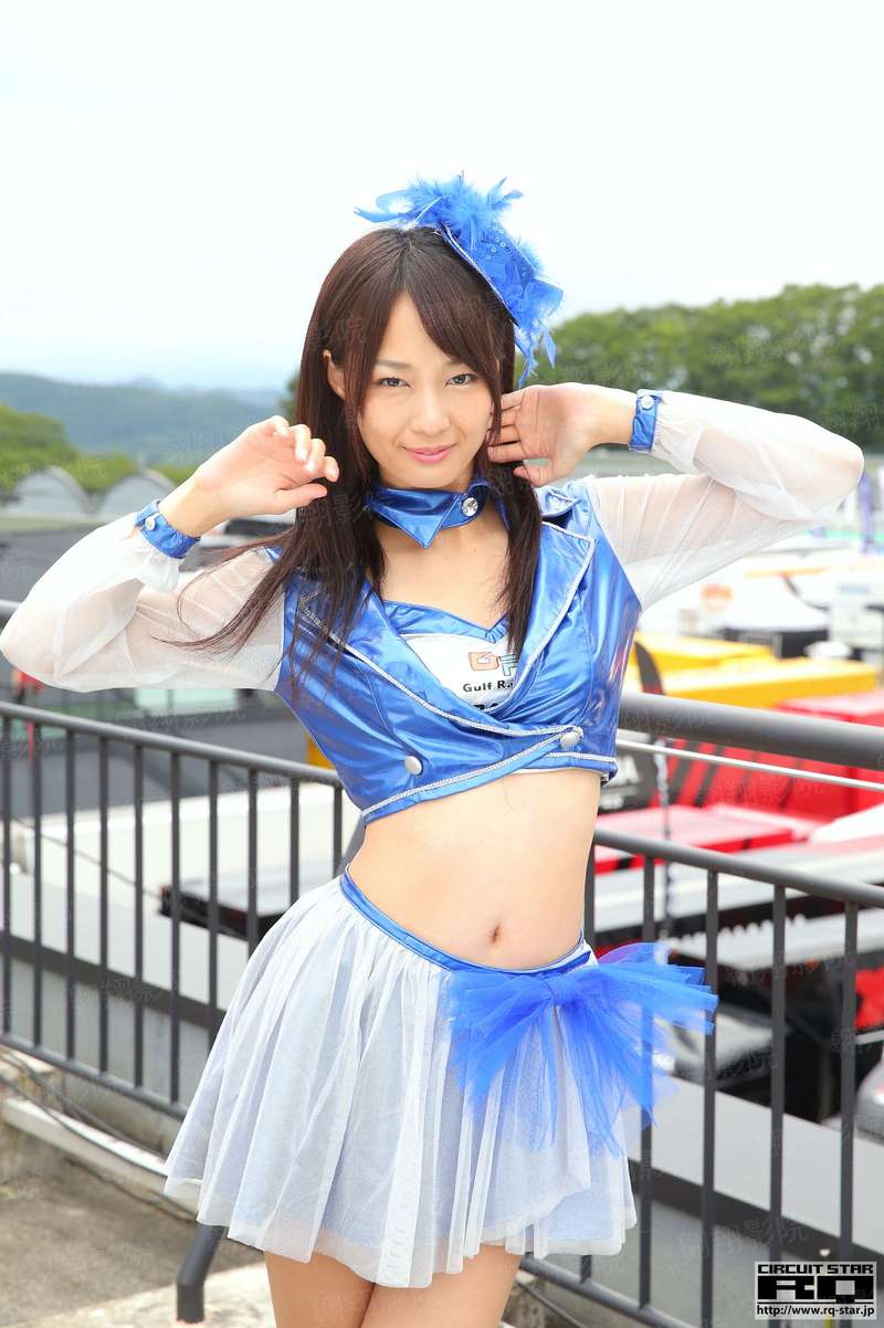 松柏经霜仍未凋