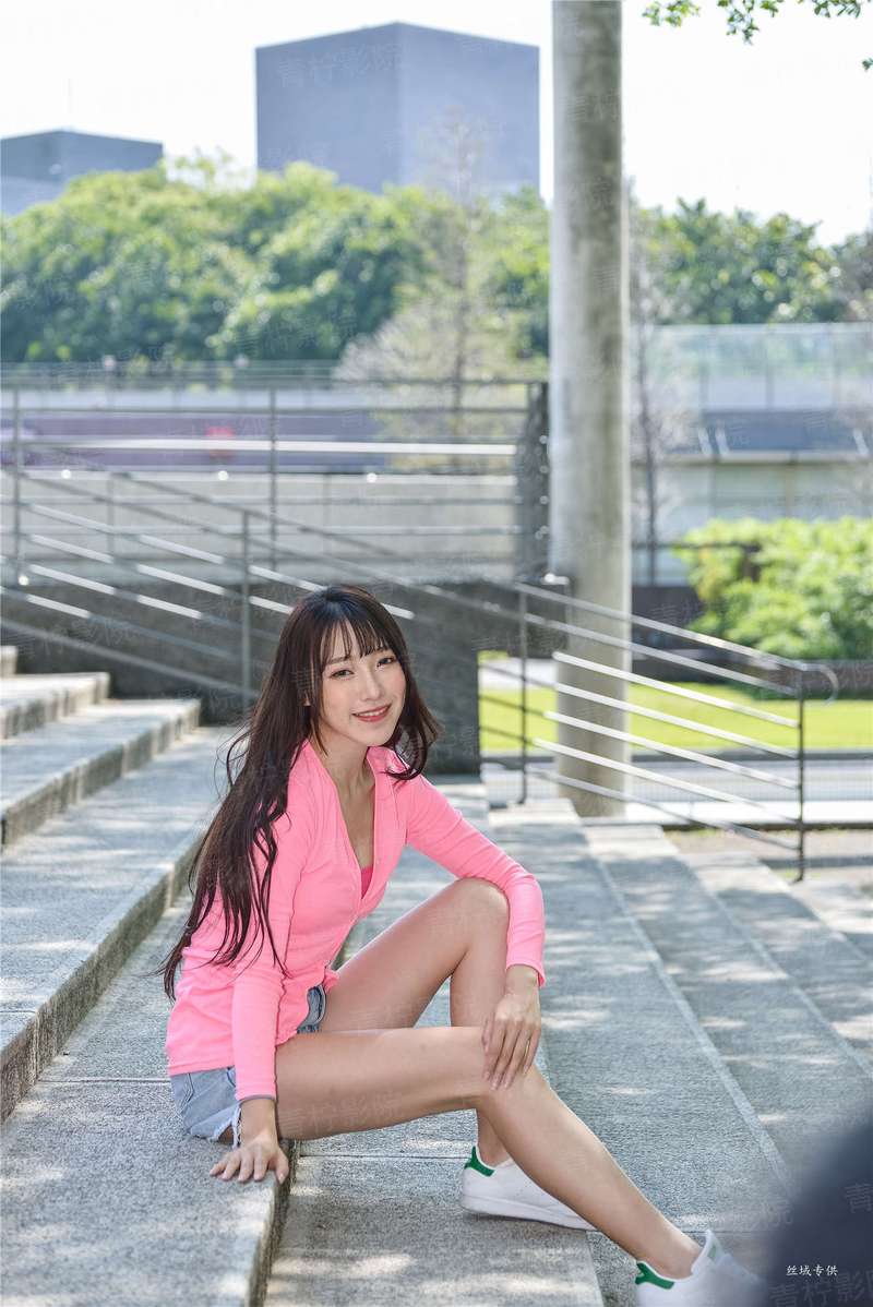 佛踏凡尘