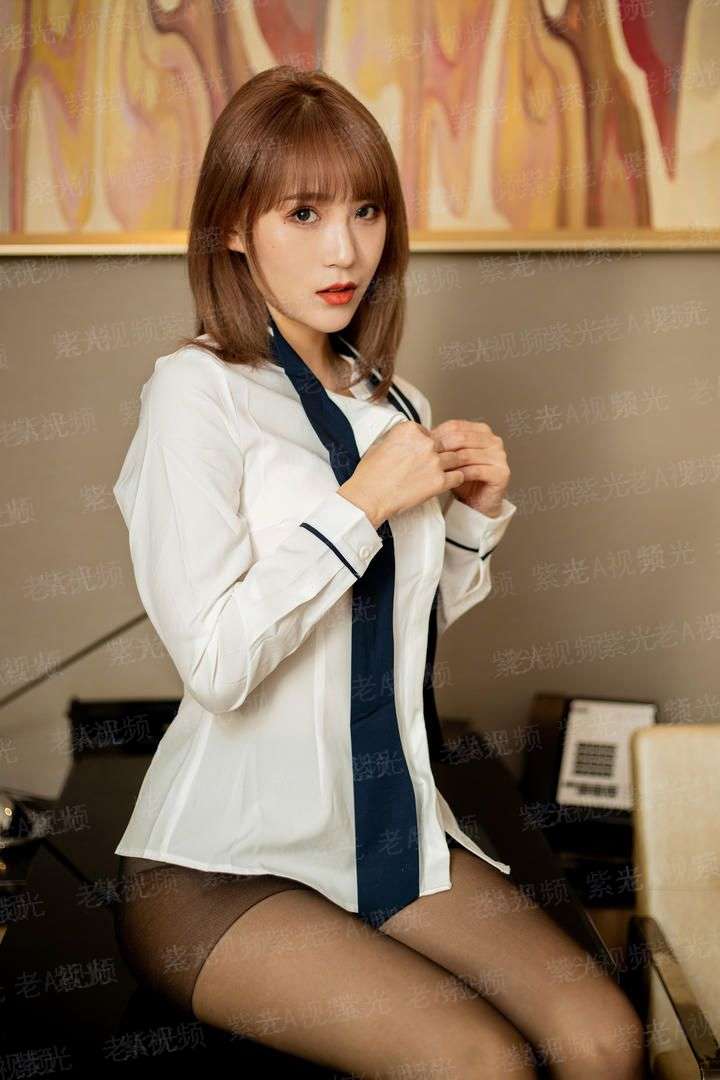 一觉醒来我成了宿敌的道侣