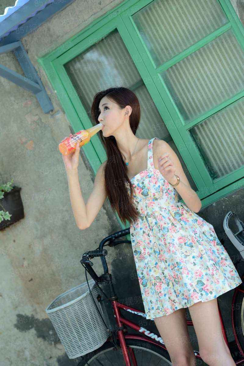 明日女优