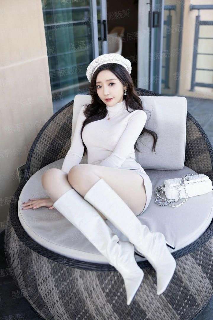 黄黄可终日