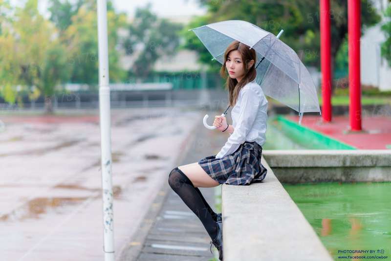 情渊难逃我难弃