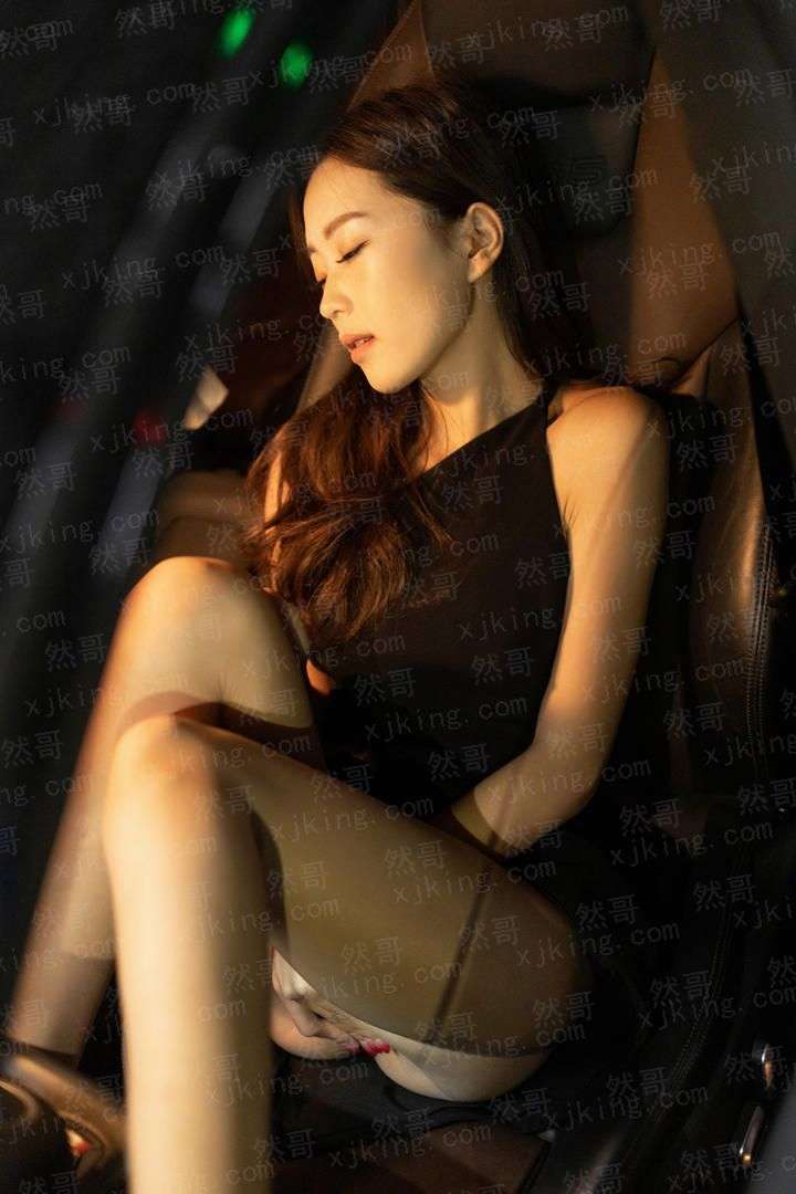 有一个姑娘她叫小芳