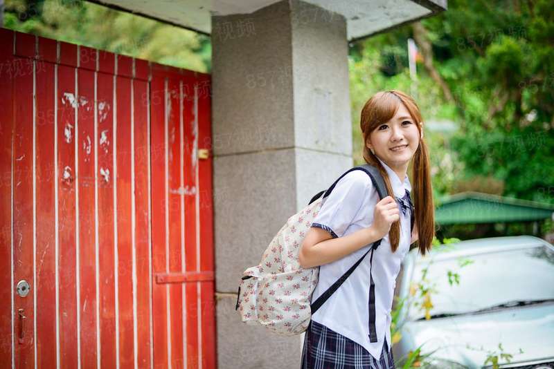反穿之写手妹子非人类