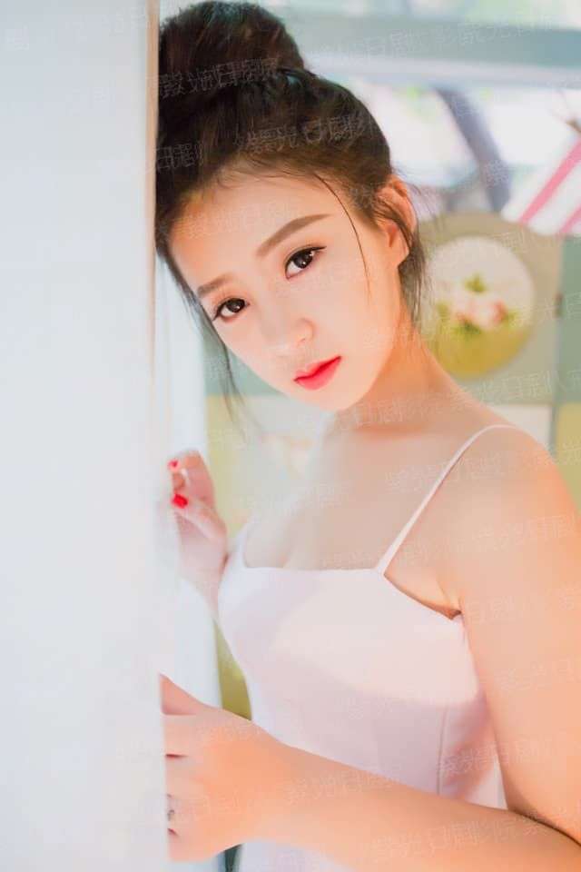她是栀子花香