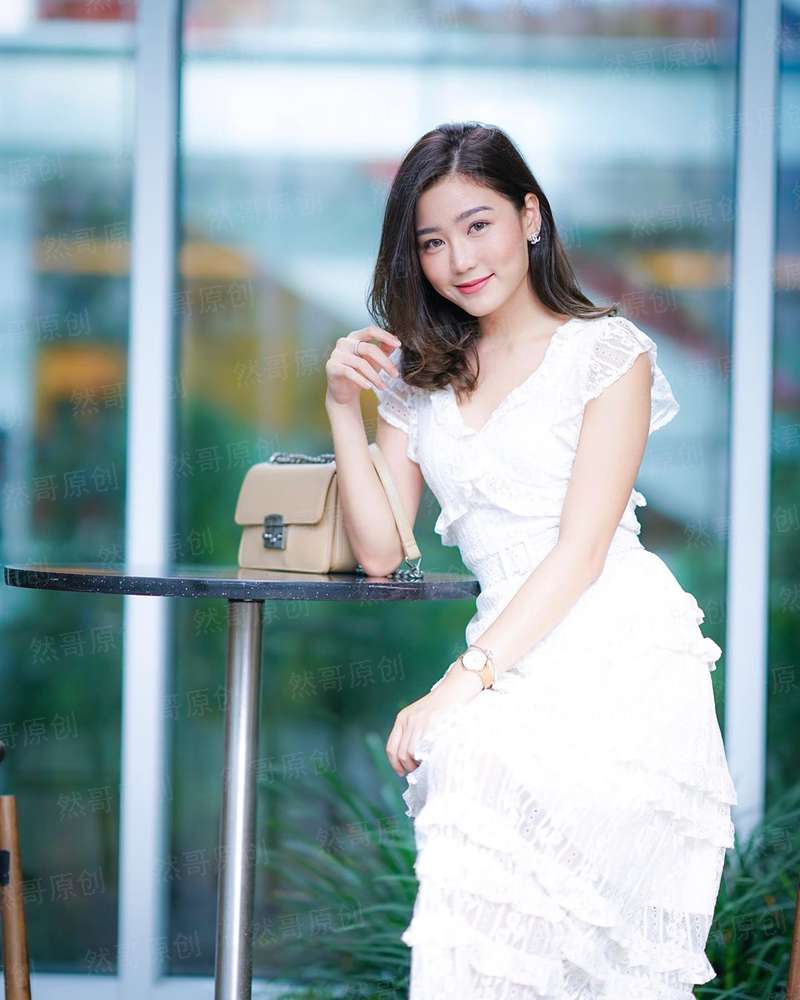 穿成娱乐圈模范夫妻