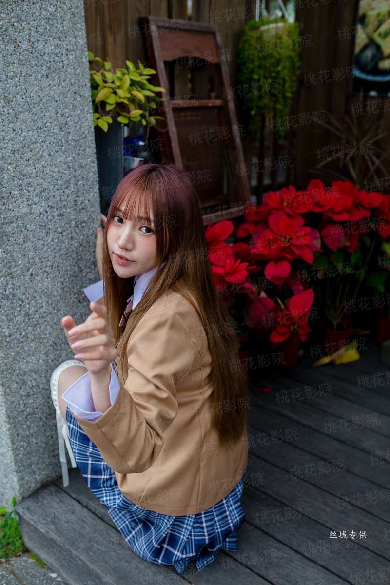 离巨星二十英尺