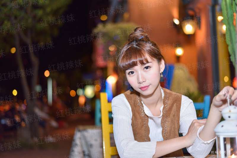 隐婚boss：老公，低调点