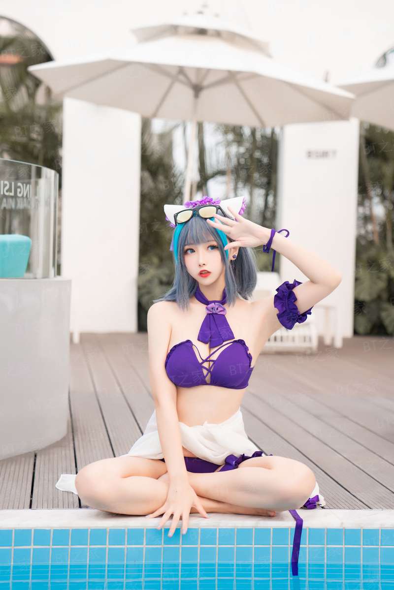 静静地看着你
