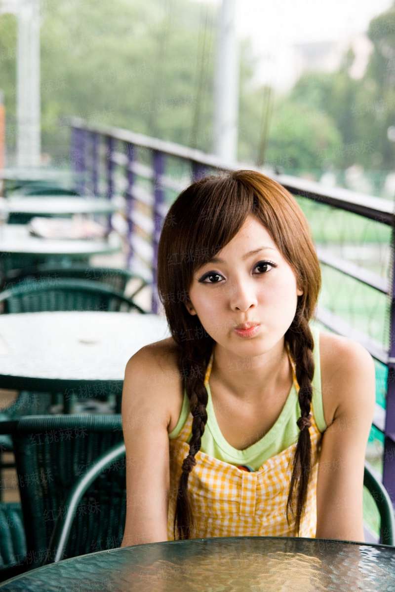 我在末世是个宅