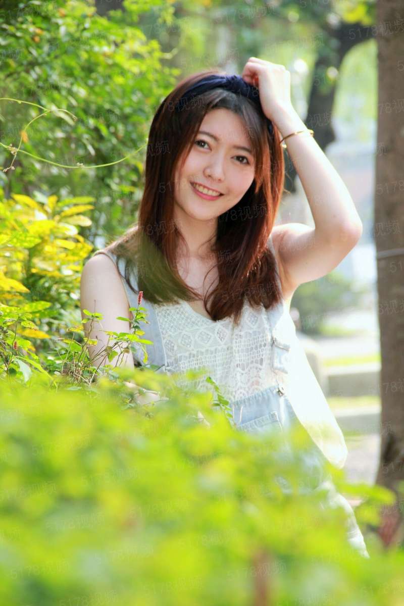娇妻小迷糊：神秘老公不好猜