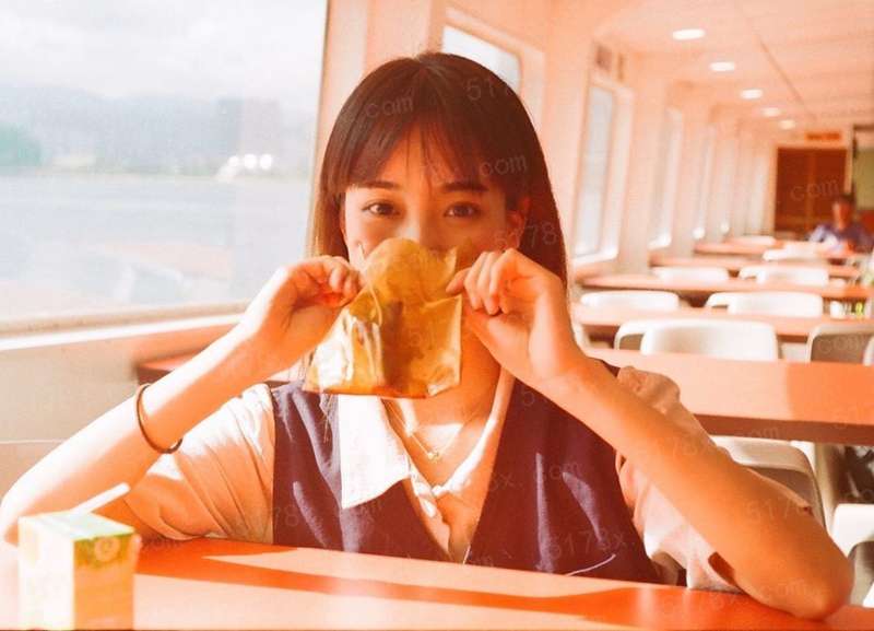 小镇缉凶