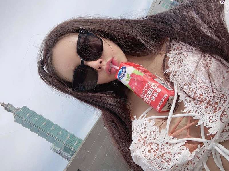 信息科长的罗曼史