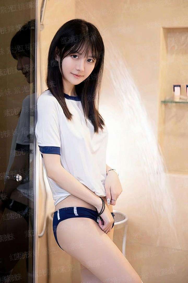 小草争春晖