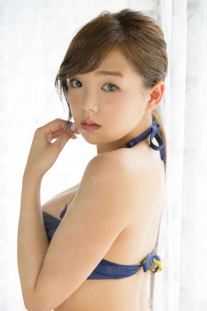 烟花笑，美人蕉