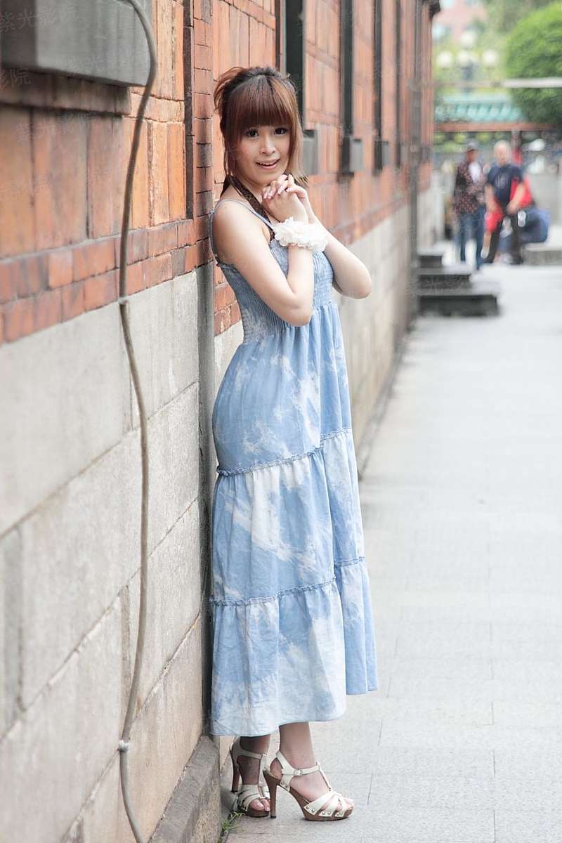 囚在城堡的女孩