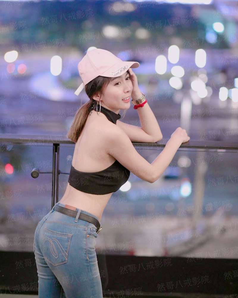 我和他都是新郎。