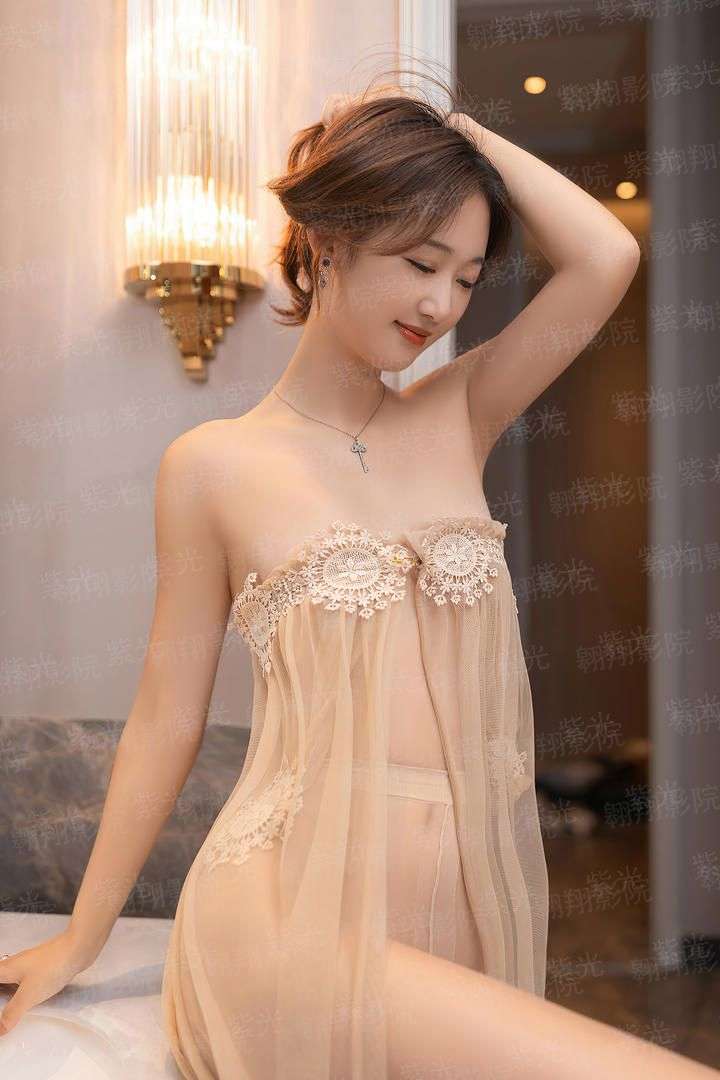 倾世宠妃：捡个王爷游四方