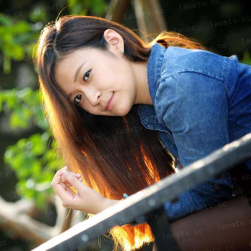 穿成校霸前女友怎么办